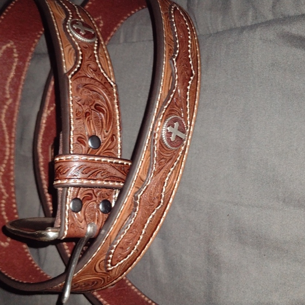 Ariat belt